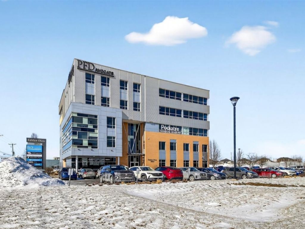 Office space 1,548 sq.ft. � Boisbriand (C�te Nord)