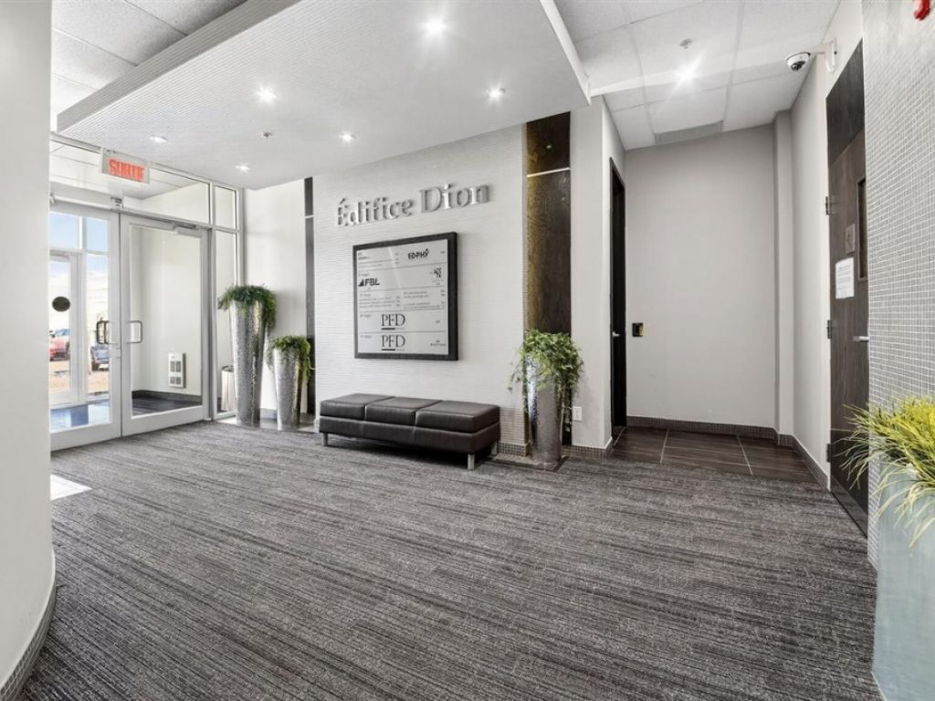 Office space 1,548 sq.ft. � Boisbriand (C�te Nord)