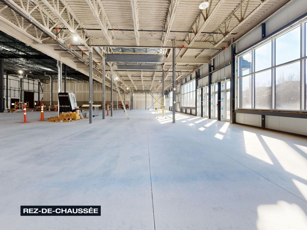 FROM 7000 S.Q.FT INDUSTRIAL SPACES FOR RENT - Saint-Jrme