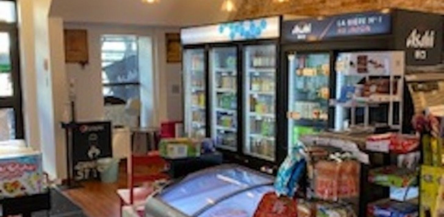 &Eacute;picerie + permis d'alcool et de resto Plateau-Mont-Royal - &Agrave; vendre