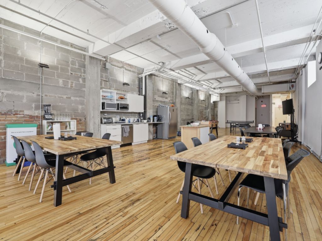 Bureaux ��plug and play�� � louer 