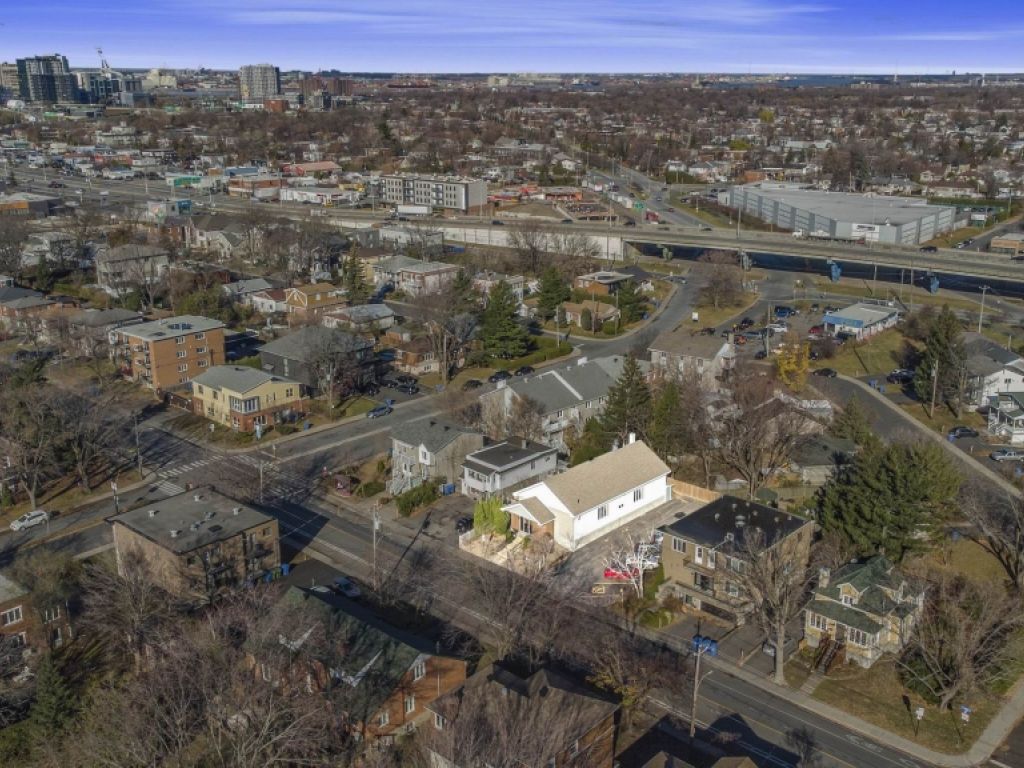 Immeuble commercial et religieux  vendre Longueuil