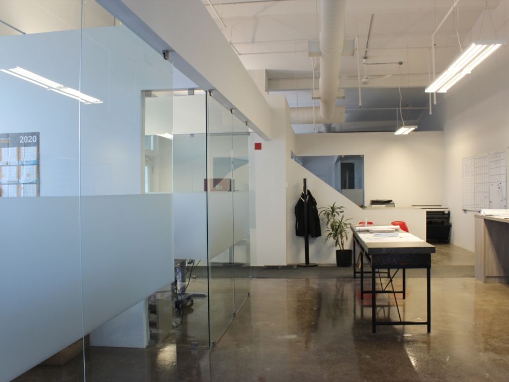 Commercial building for rent - Quartier St-Malo