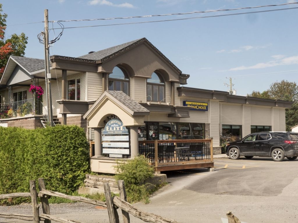 BONICHOIX MARKET IN COURCELLES