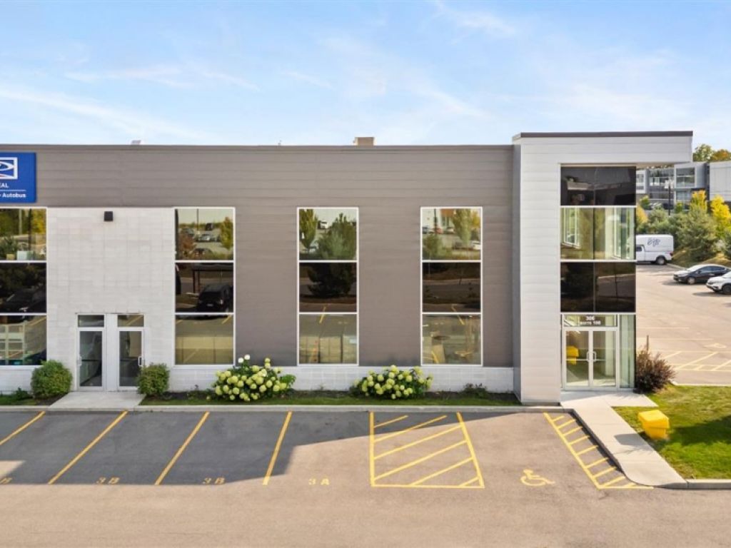 Espace industriel � louer � 306 All�e du Golf, local 112, Saint-Eustache