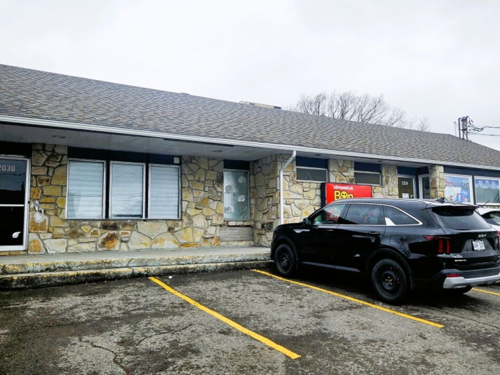 PETIT LOCAL COMMERCIAL - L'ANCIENNE-LORETTE