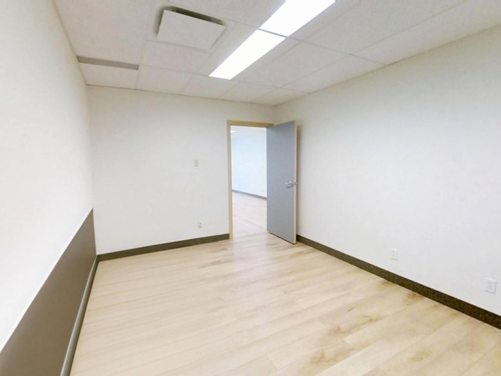 BUREAU  LOUER QUEBEC