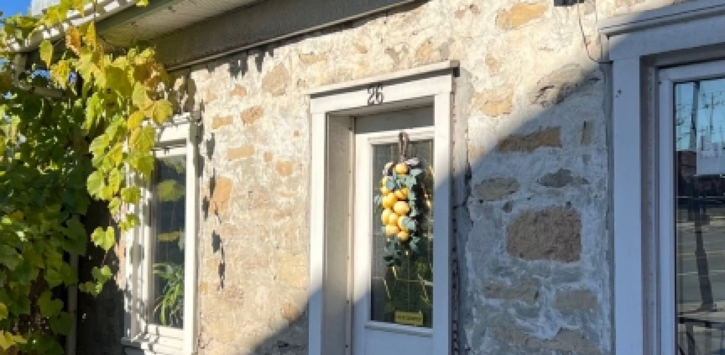 Commercial office for rent in Laval - For Rent