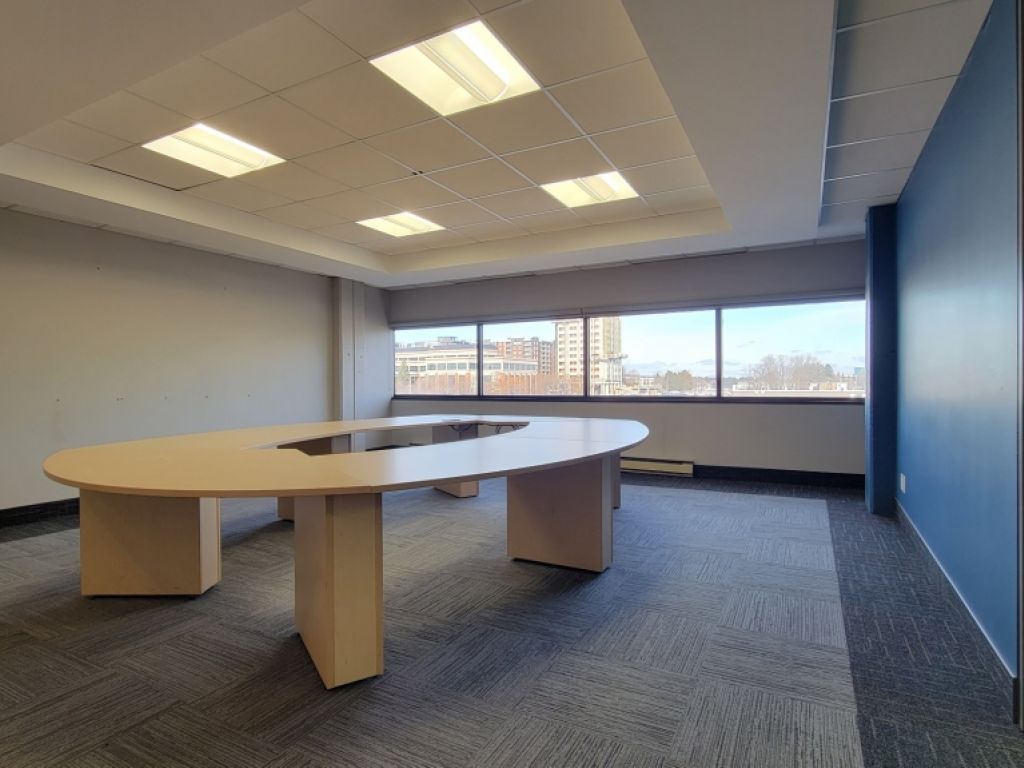 BUREAU  STE-FOY - 2954 BOUL. LAURIER