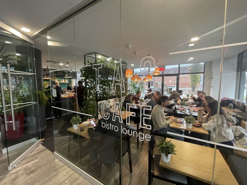 Coffee Shop Excellent Visibility on a Main Street in Montreal