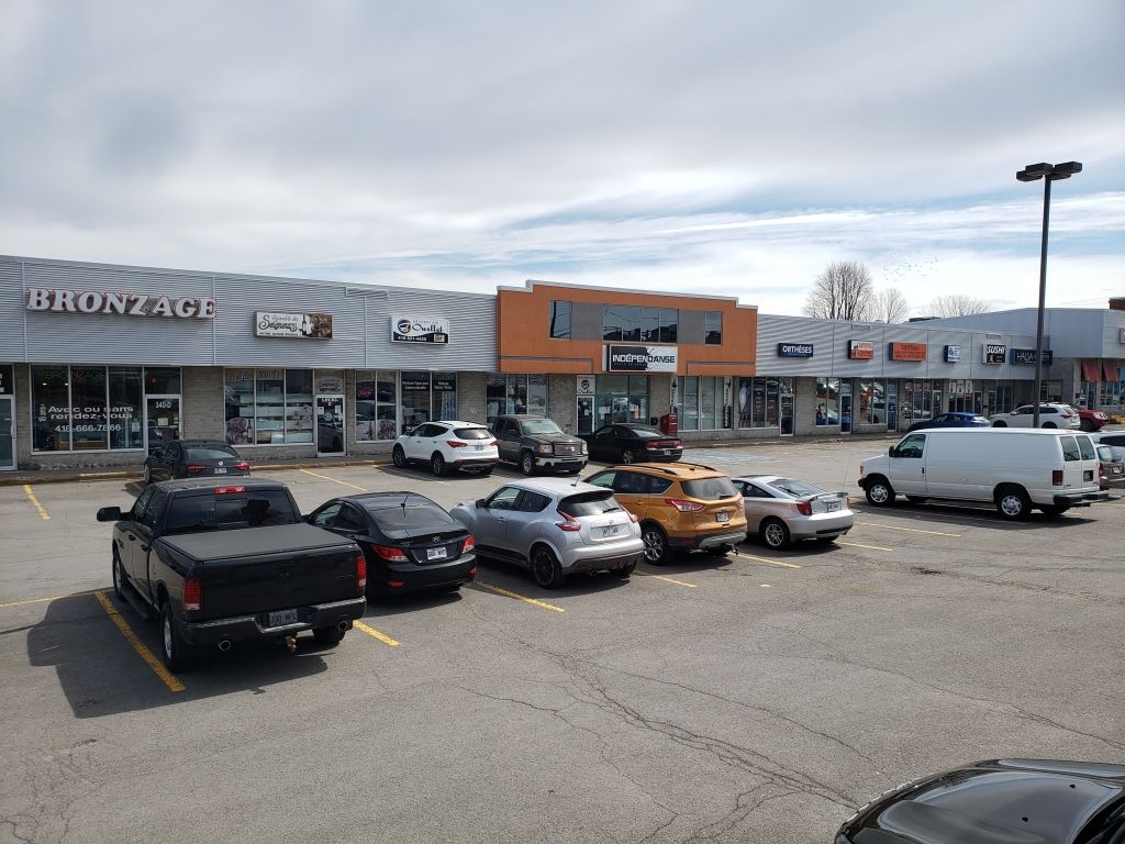 LOCAL COMMERCIAL  BEAUPORT