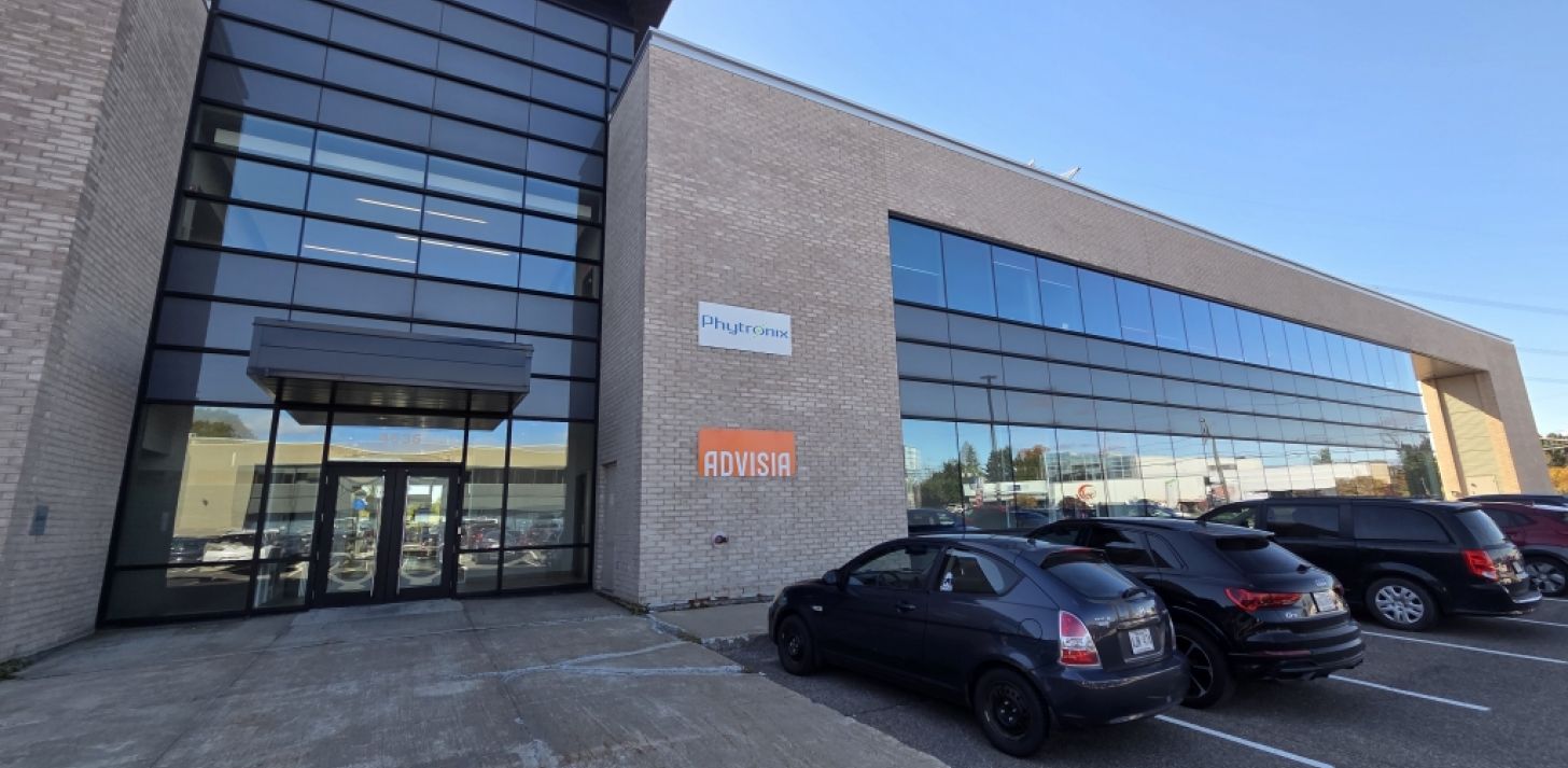 Grand espace commercial avec entrepôt – Québec - À louer