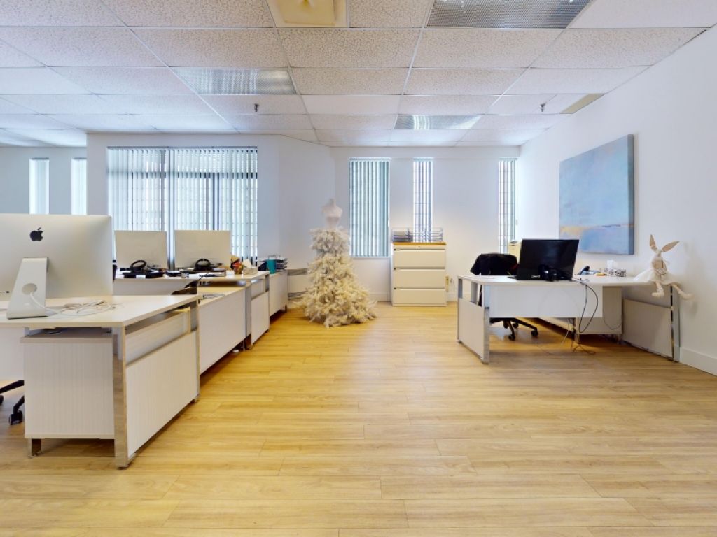  Industrial Space for Rent | Boisbriand | 2500 to 50 000 FT�