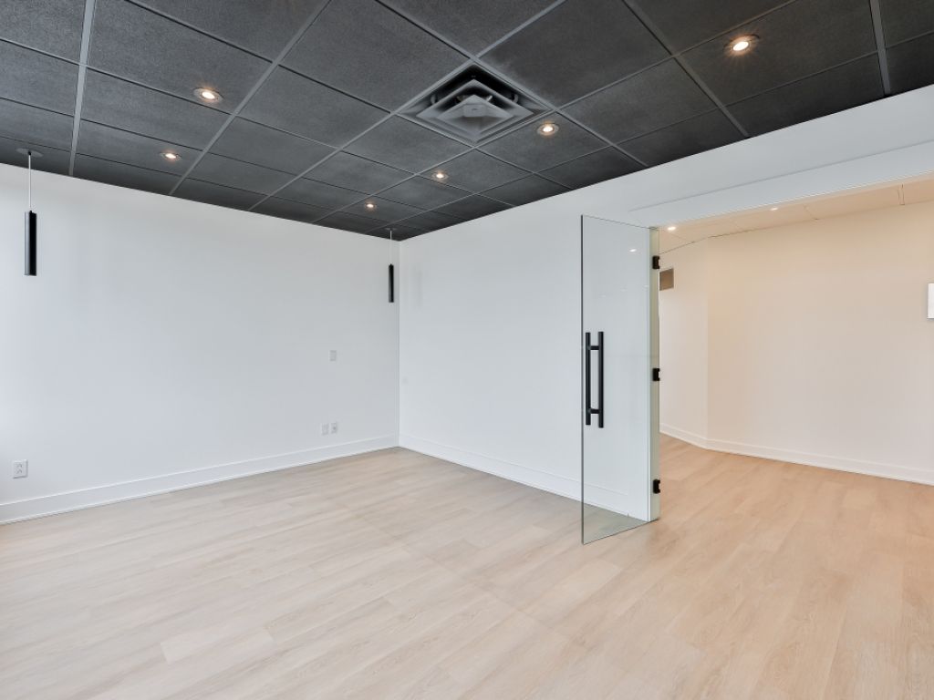 Office for rent 1419 Grande Alle