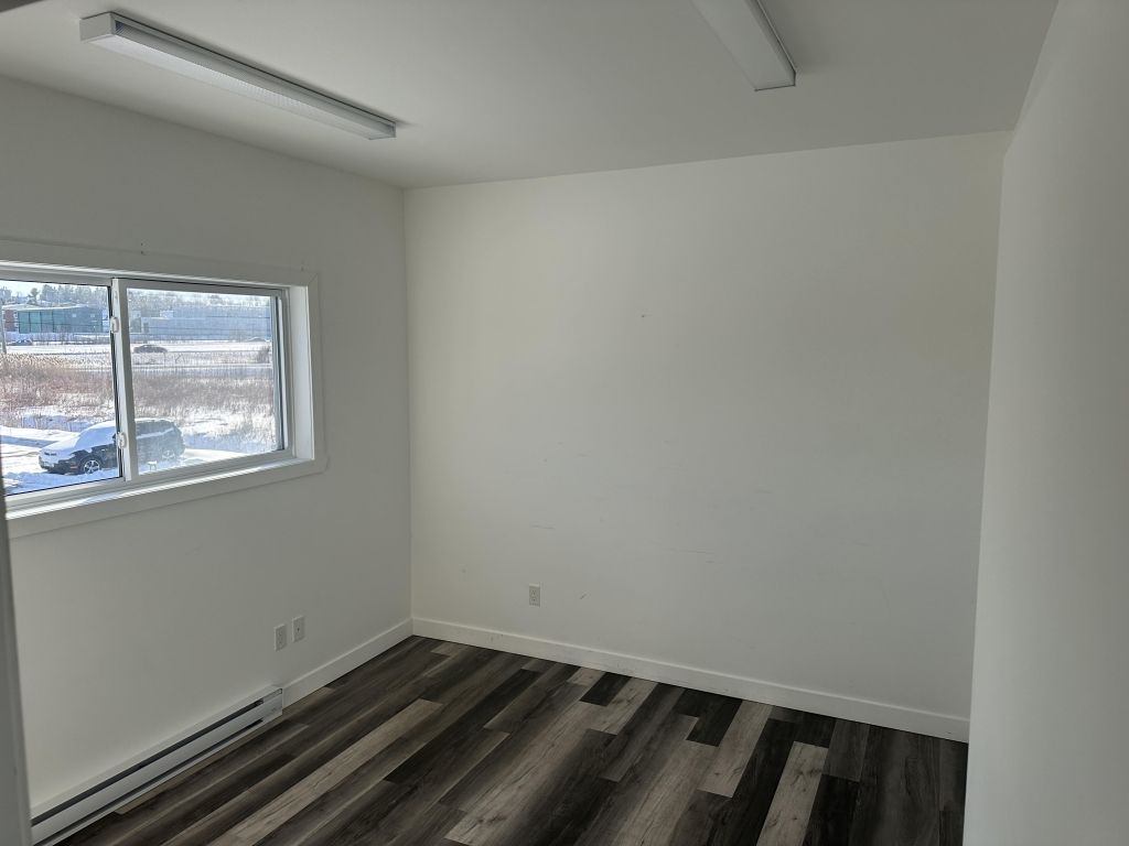 BUREAUX - 324 RUE LAURIER, SAINT-APOLLINAIRE