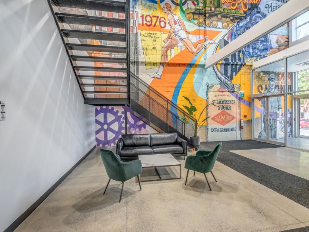 TURN-KEY Renovated Commercial Office Space for Rent-HOMA