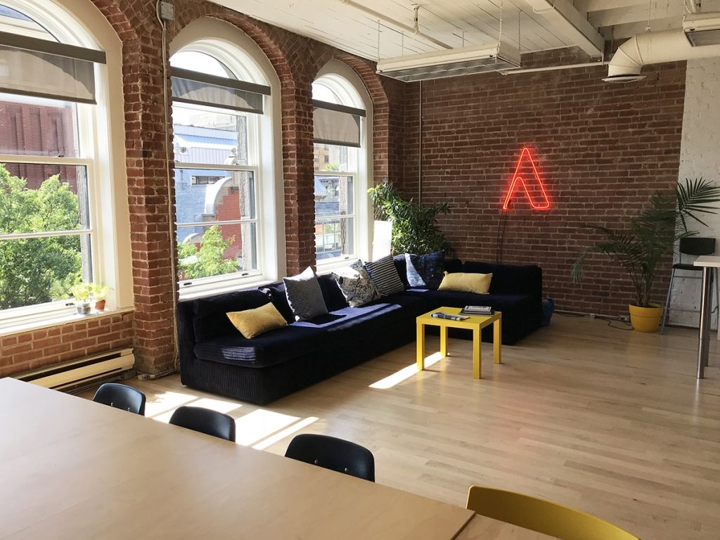 Office Space Sharing Offer (Old Montreal)