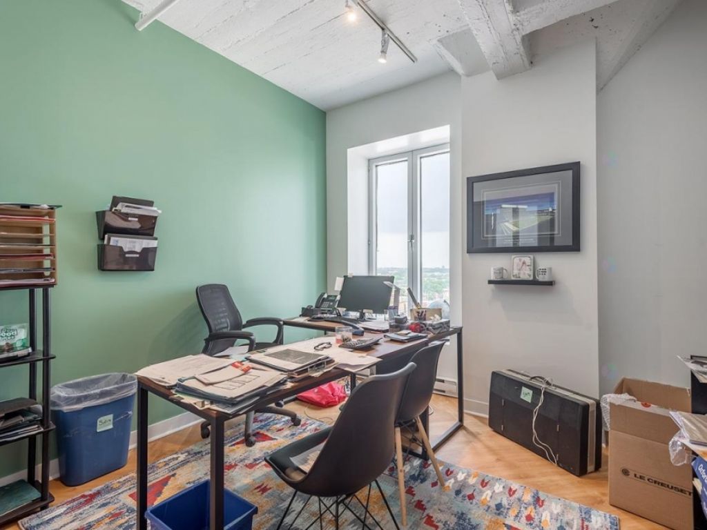 Bureau 1800 pc, 6e tage, boul. St-Laurent, Plateau-Mont-Royal