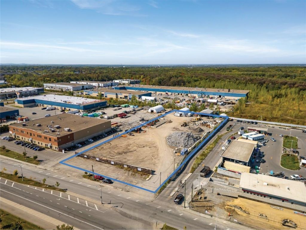 Espace terrain � louer - Boul. Dagenais O.