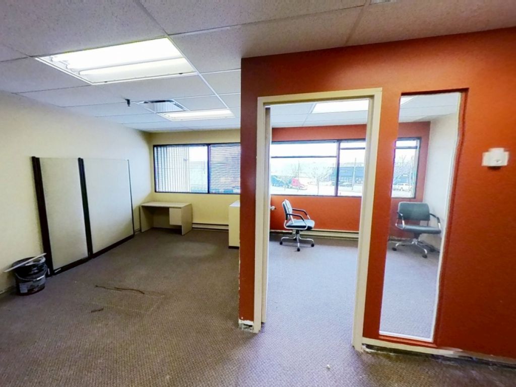 BUREAU 205 - 1000 AVE SAINT-JEAN-BAPTISTE