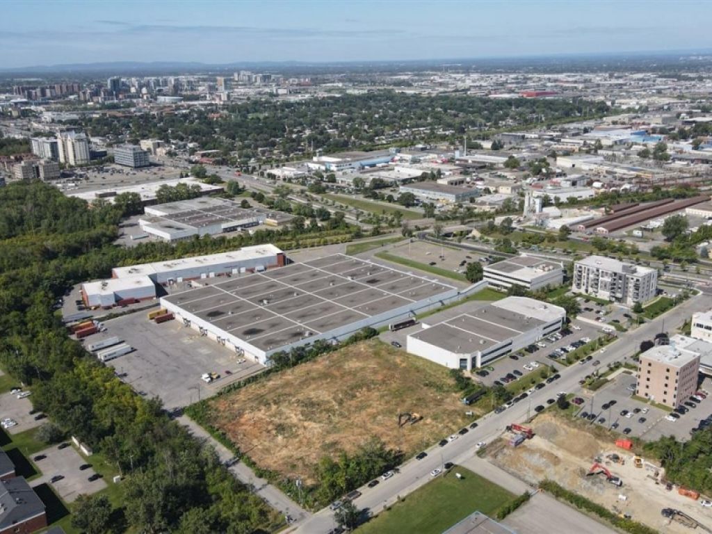 Industrial condo for sale � $330/sq.ft.