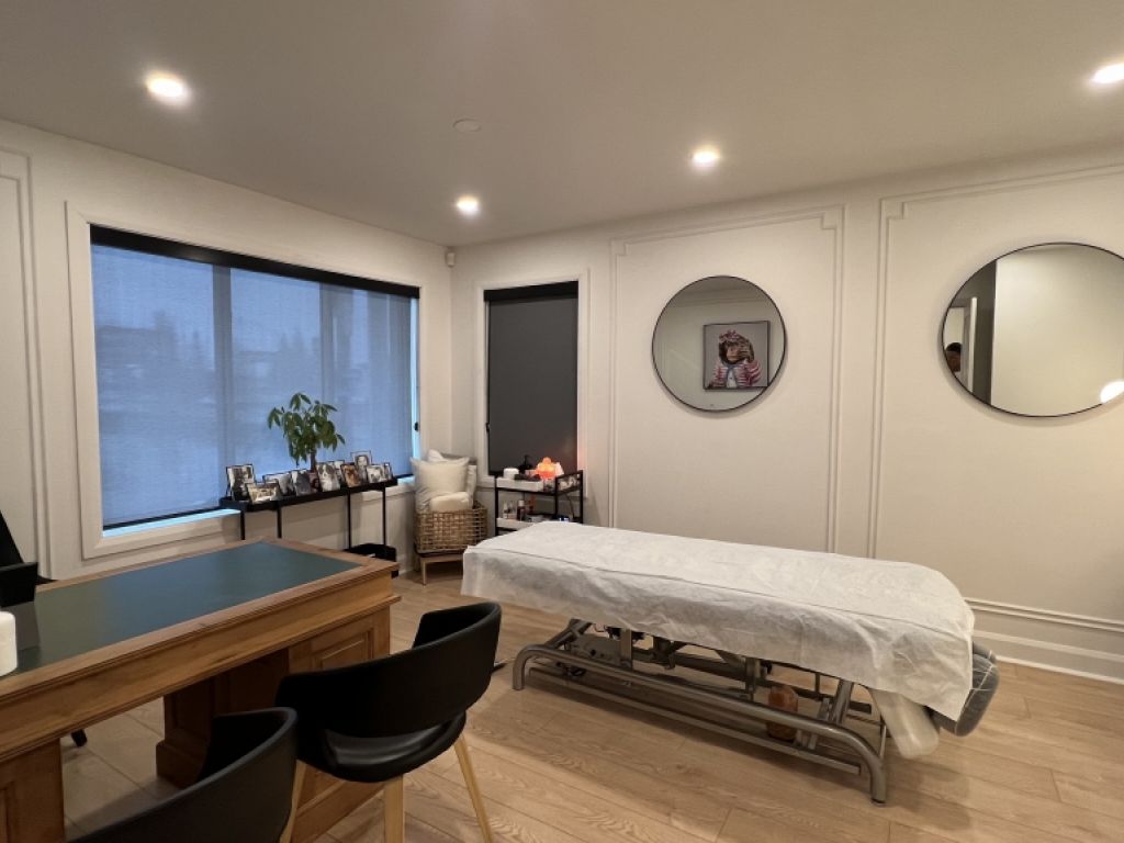Bureau cl en main  louer  Clinique bien-tre multidisciplinaire