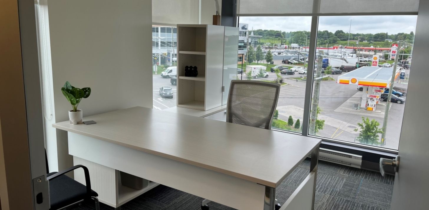 Bureaux meubl&eacute;s &agrave; louer - &agrave; partir de 900$ par mois - &Agrave; louer