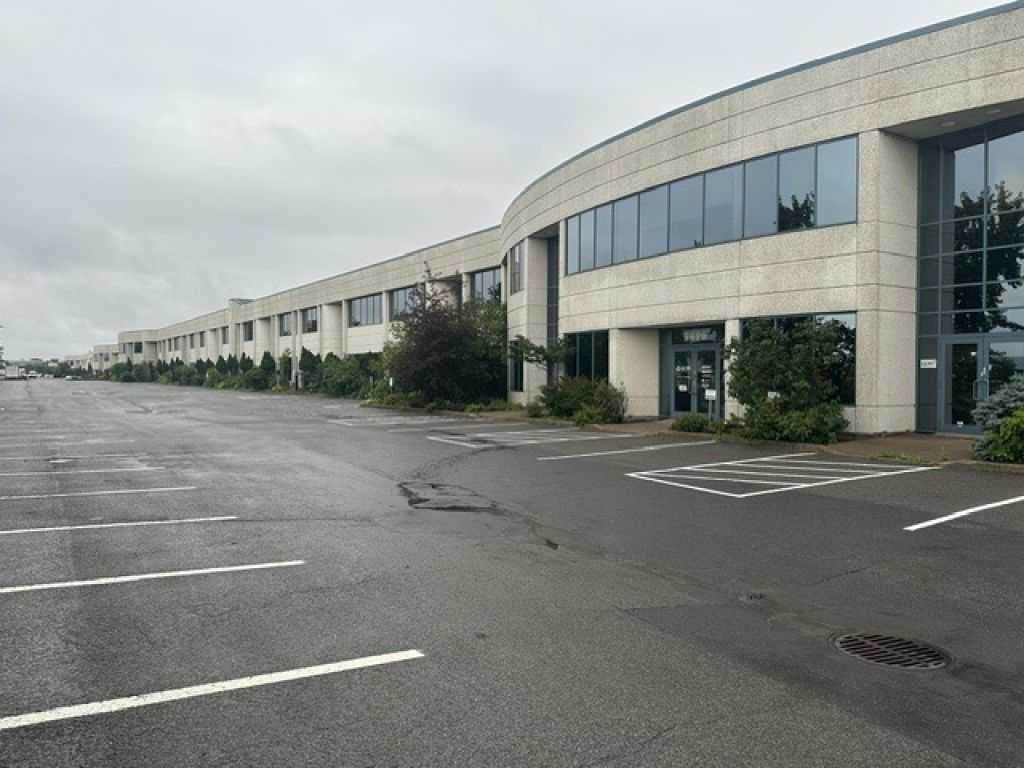 office /warehouse/land 