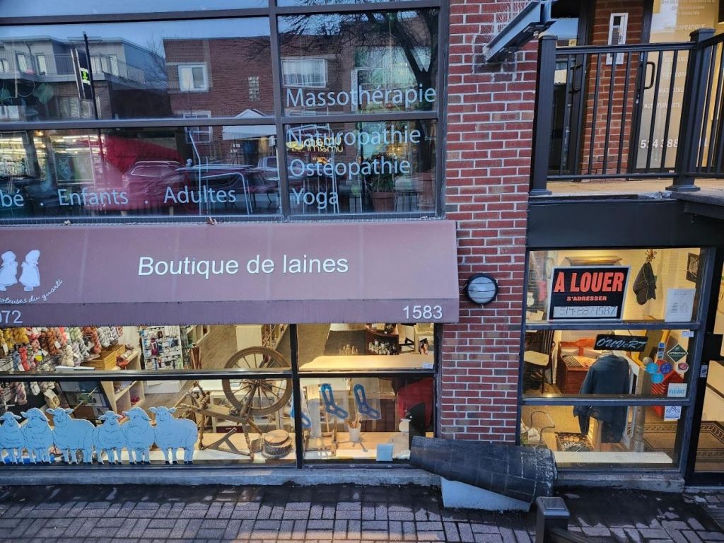 2,000 sqft space Promenade Fleury Ahuntsic Montral